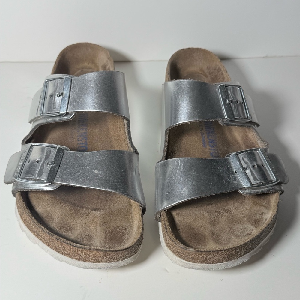 Birkenstock Arizona Soft Footbed
Leather - Metallic Silver